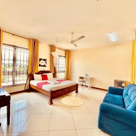 Elna'S Nyali - Work & Unwind - Pool, Sea Views, Ac & Fast Wi-Fi-2